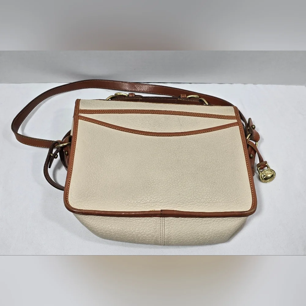 VINTAGE Dooney & Bourke A7-128540 Classic Leather Crossbody Bag Purse Tan Brown - Picture 6 of 16